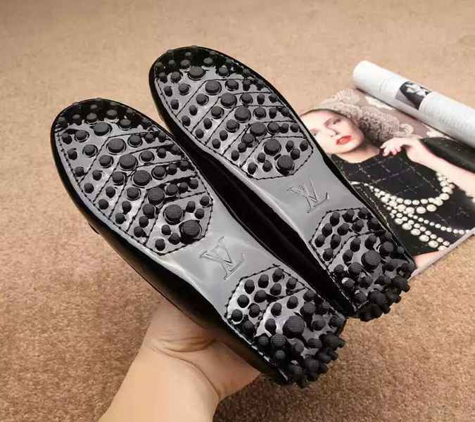 LV Loafers Women--024